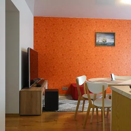 Cozy Telliskivi Near Centre * Tallinn