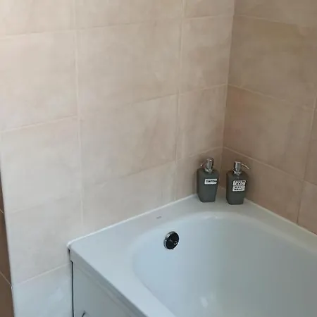 Cozy Telliskivi Near Centre * تالين