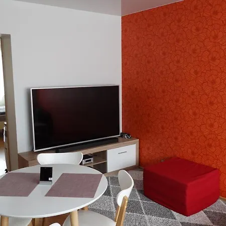 Cozy Telliskivi Near Centre Apartment Tallinn